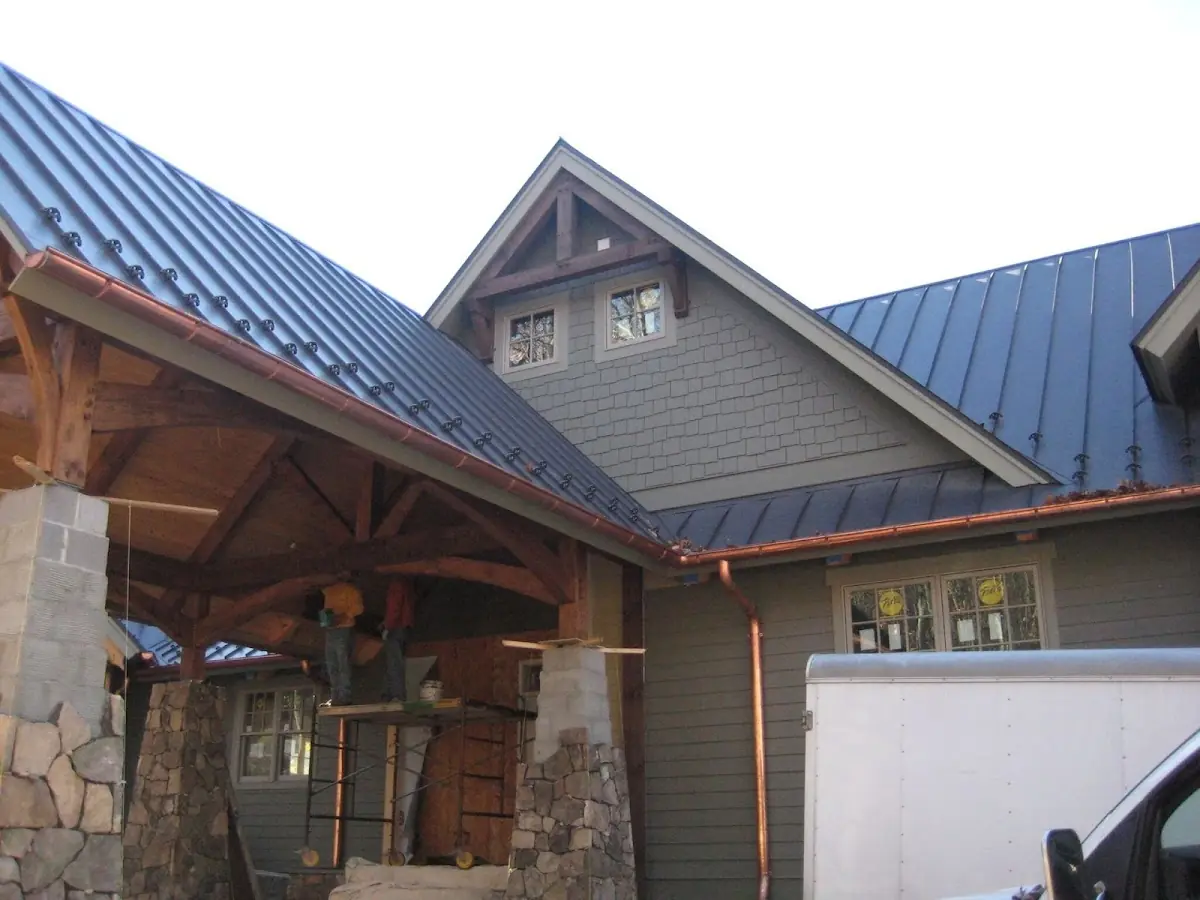 Craftsman Roofing team delivering quality roofing work in Salinas